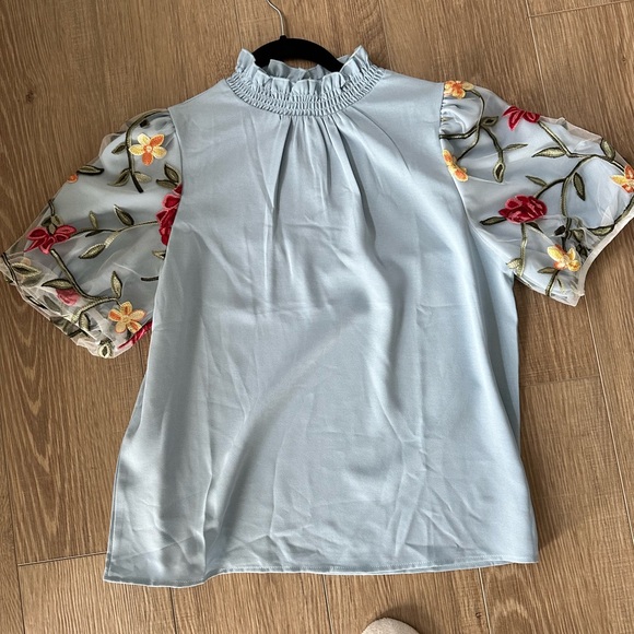 SHEIN Floral Blouse - Picture 4 of 7